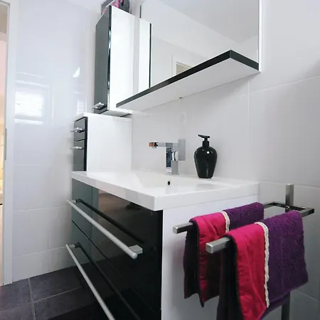 Holiday home Lovely In With Wifi Barban